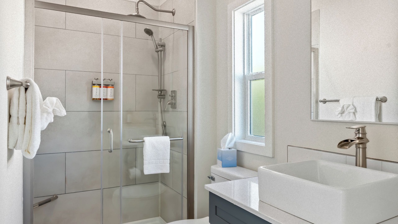 Photo of Bathroom in Sugarloaf Key