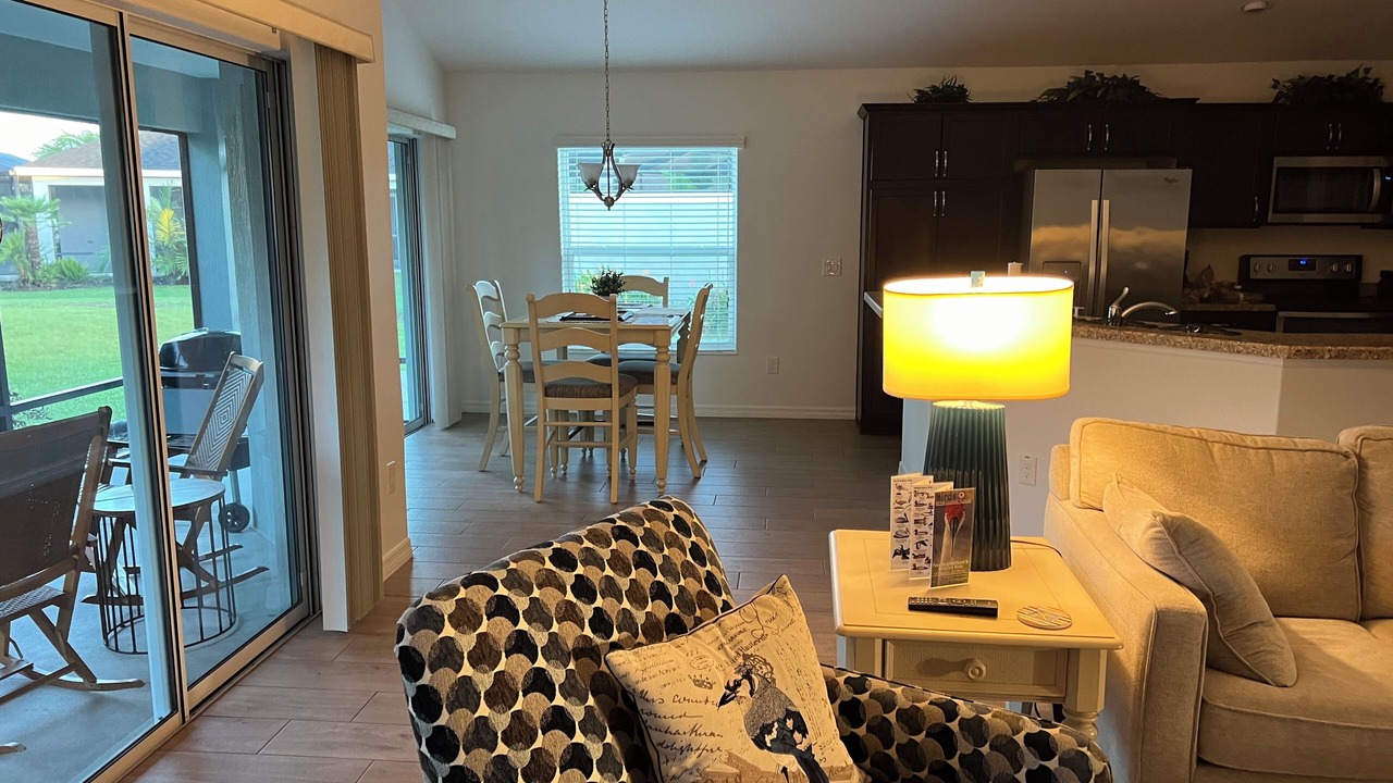 Photo of Livingroom in Leesburg