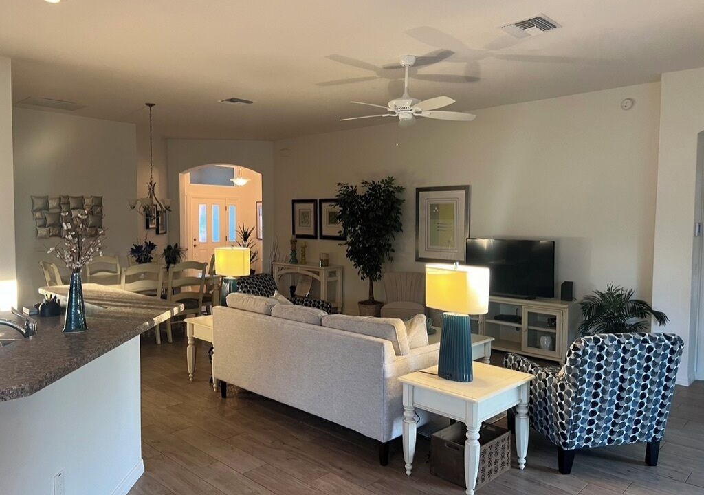 Photo of Livingroom in Leesburg