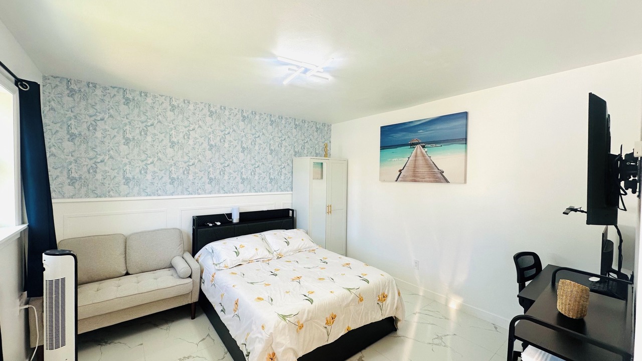 Photo of Bedroom in Seminole