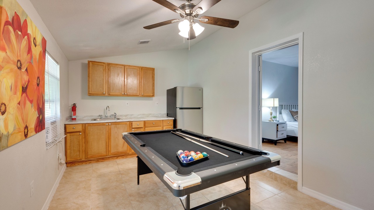 Photo of Bedroom in Bearss Plaza
