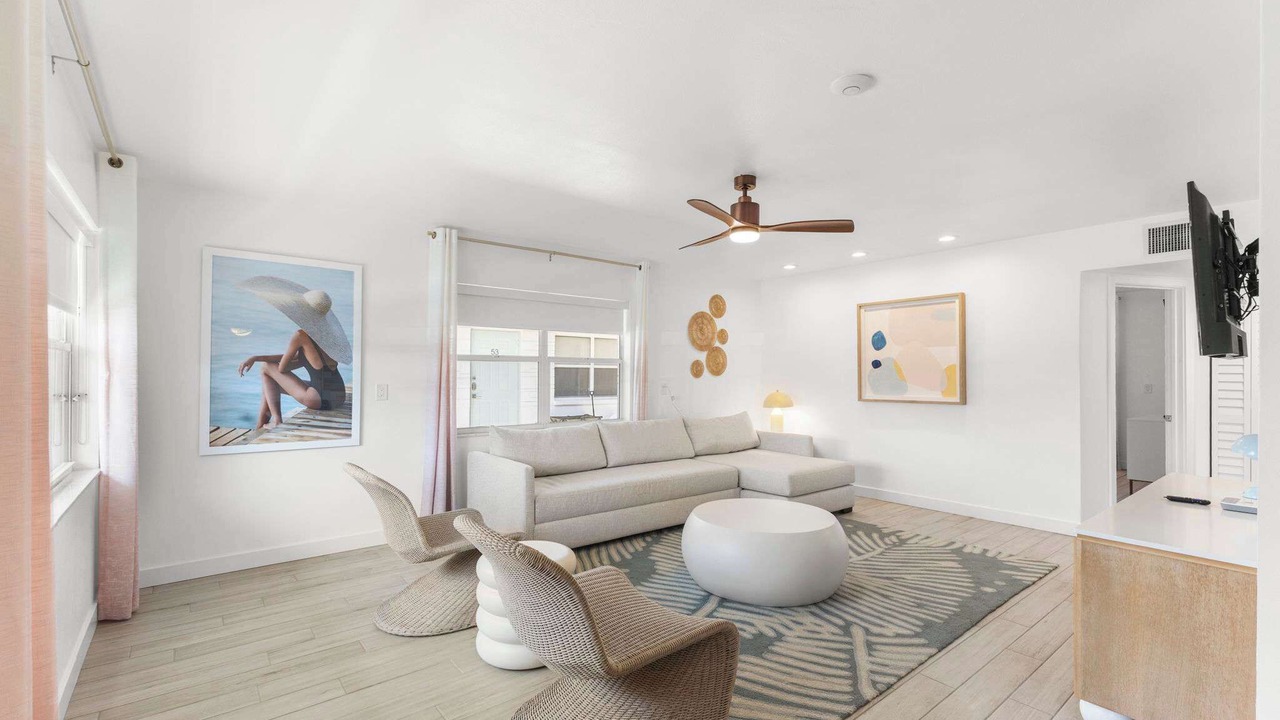 Photo of Livingroom in Bay Esplanade