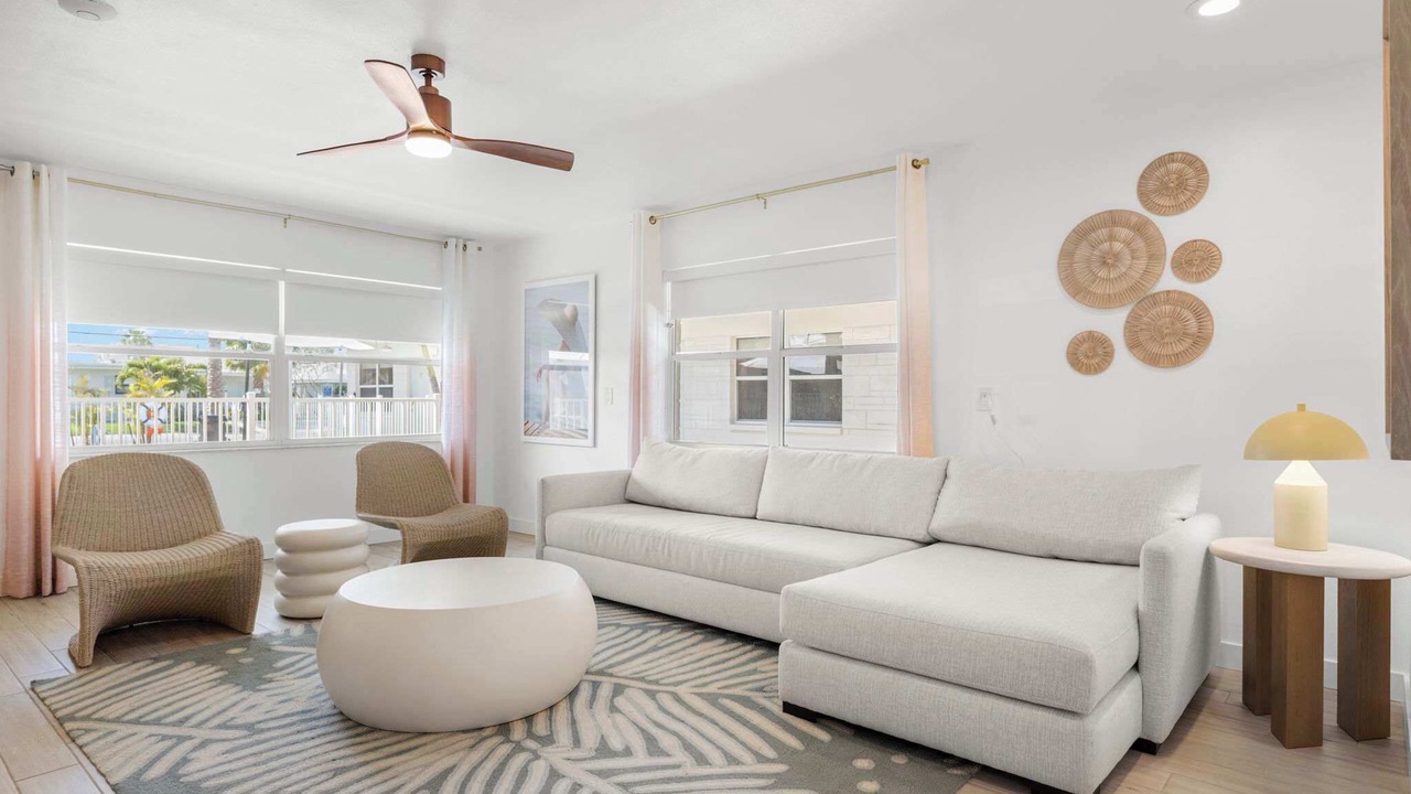 Photo of Livingroom in Bay Esplanade