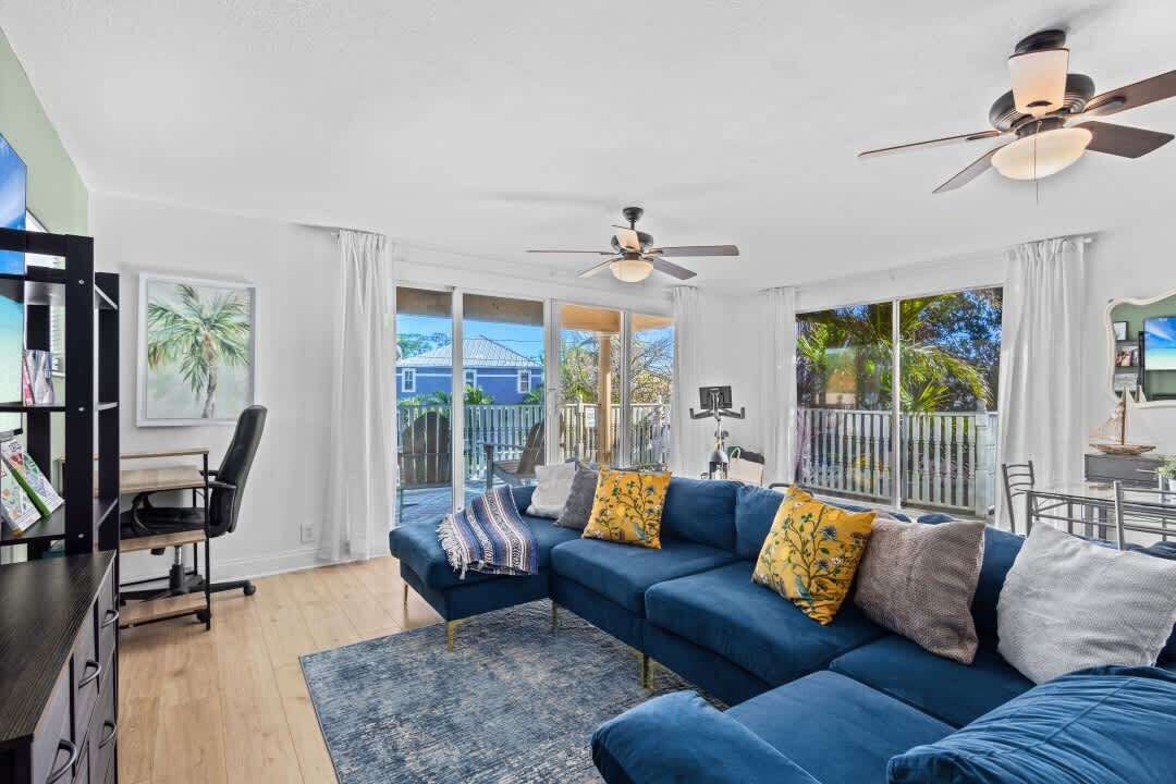 Photo of Livingroom in Indian Rocks Beach