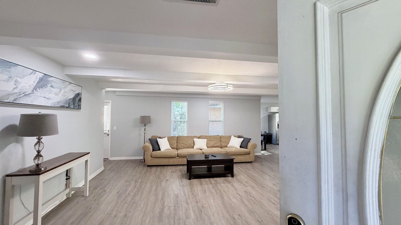 Photo of Livingroom in Arlington
