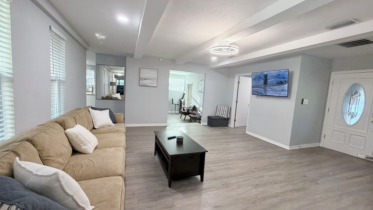 Photo of Livingroom in Arlington