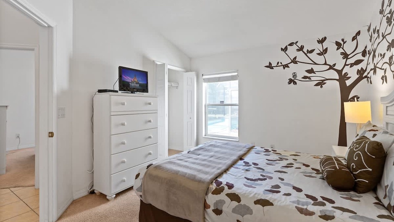 Photo of Bedroom in Veranda Palms