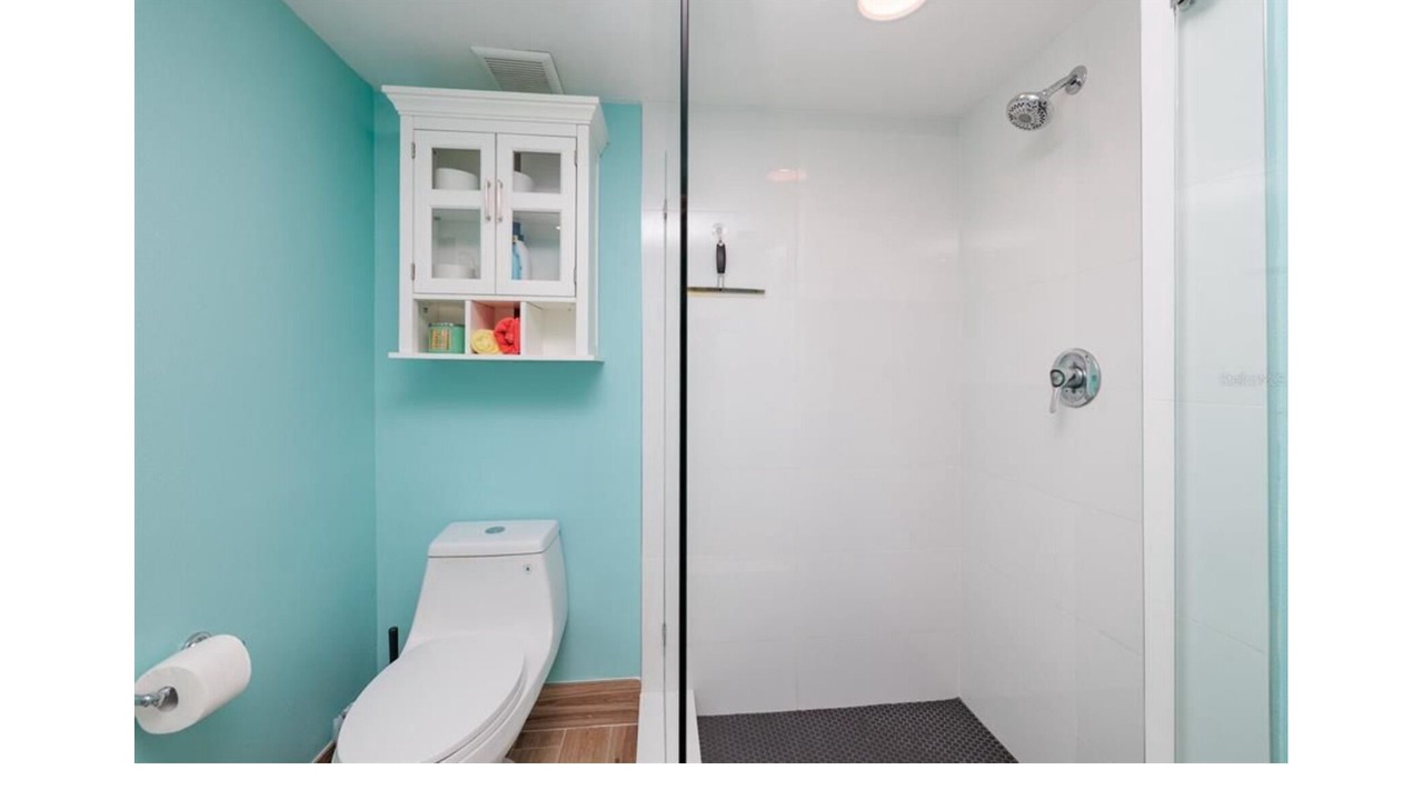 Photo of Bathroom in Sand Key