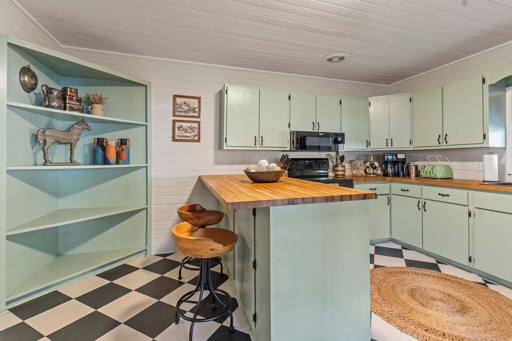 Photo of Kitchen in Peach Orchard