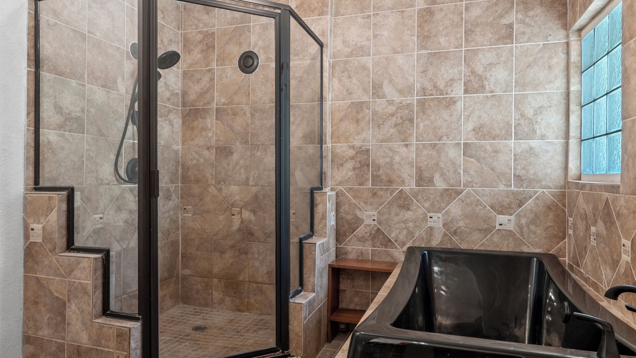 Photo of Bathroom in Seffner