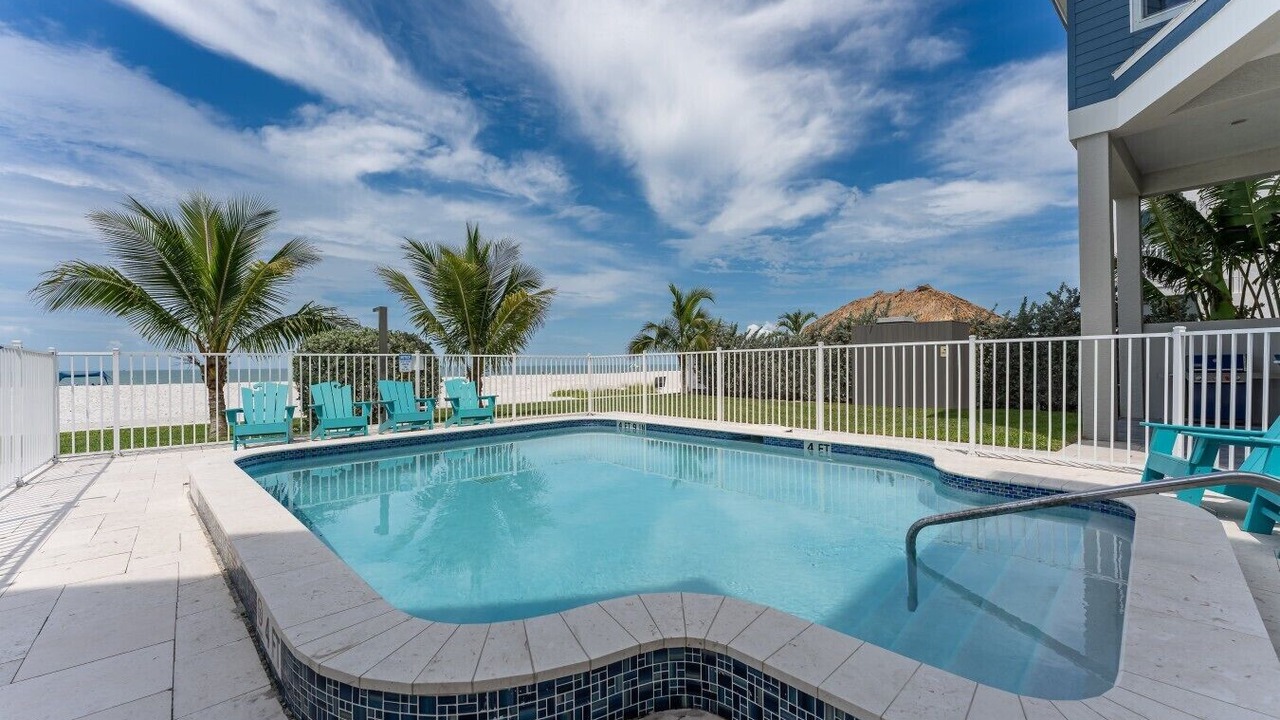 Photo of Outdoor in Mid Island