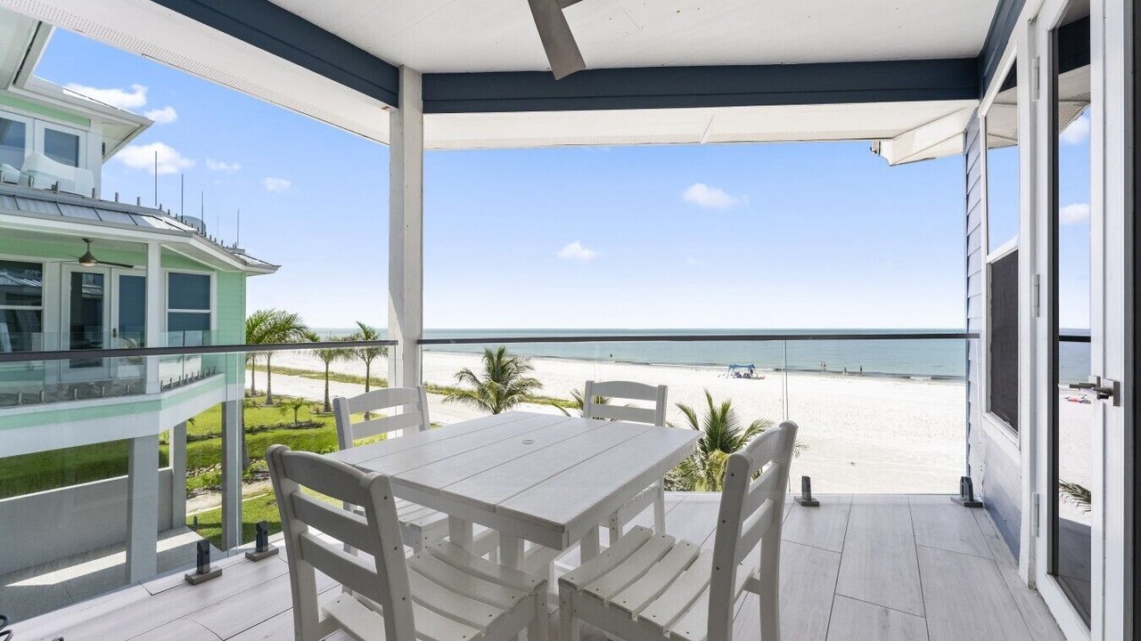 Photo of Patio Balcony in Mid Island