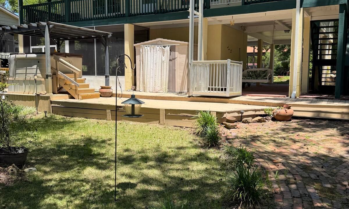 Photo of Outdoor in Thomas Drive
