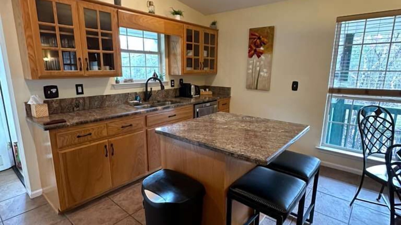 Photo of Kitchen in Thomas Drive