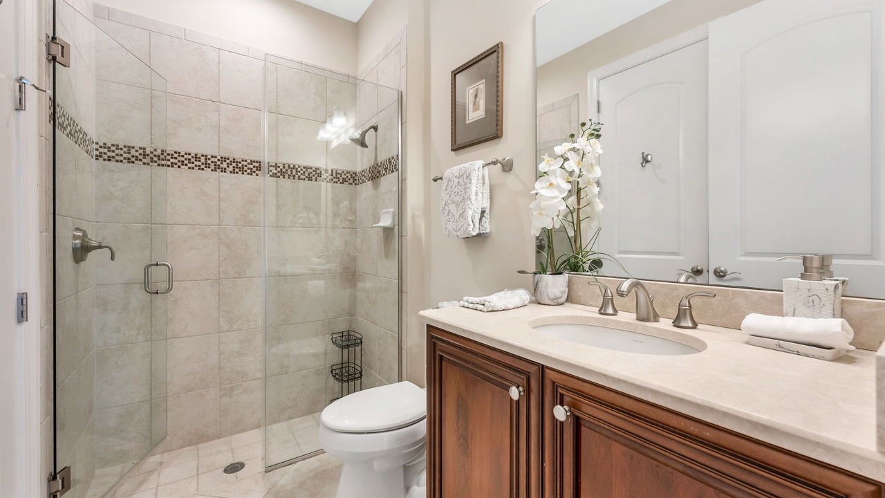 Photo of Bathroom in Naples Heritage
