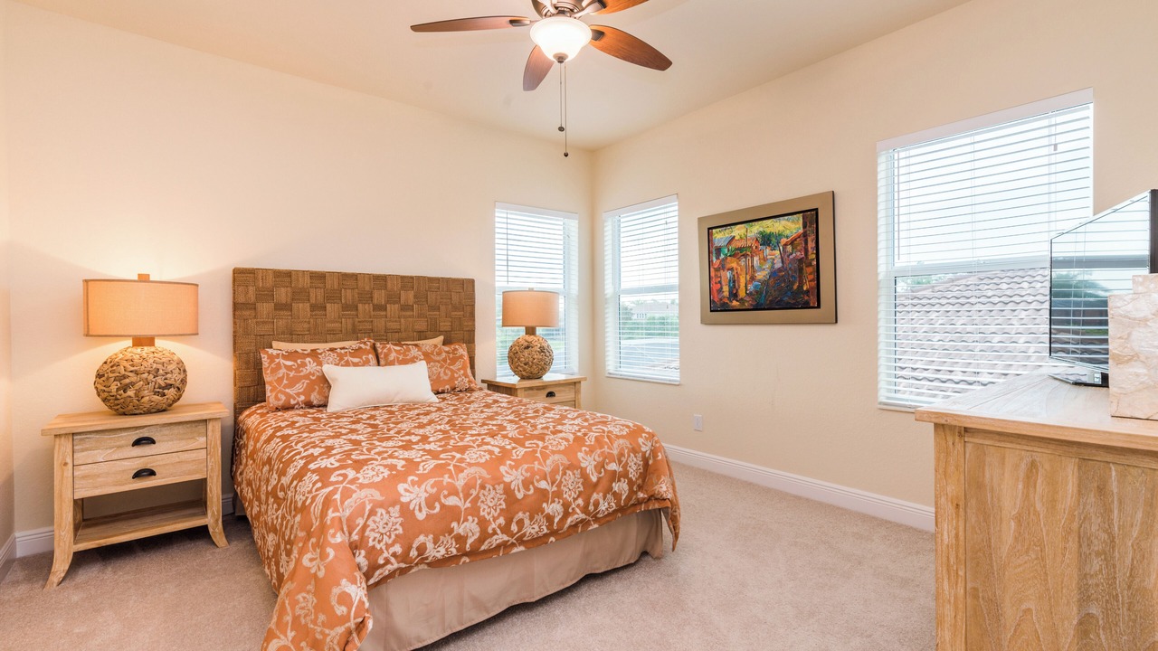 Photo of Bedroom in Naples Heritage