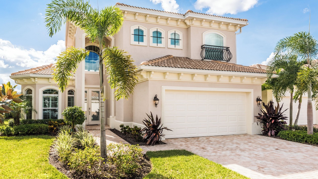 Photo of Outdoor in Naples Heritage
