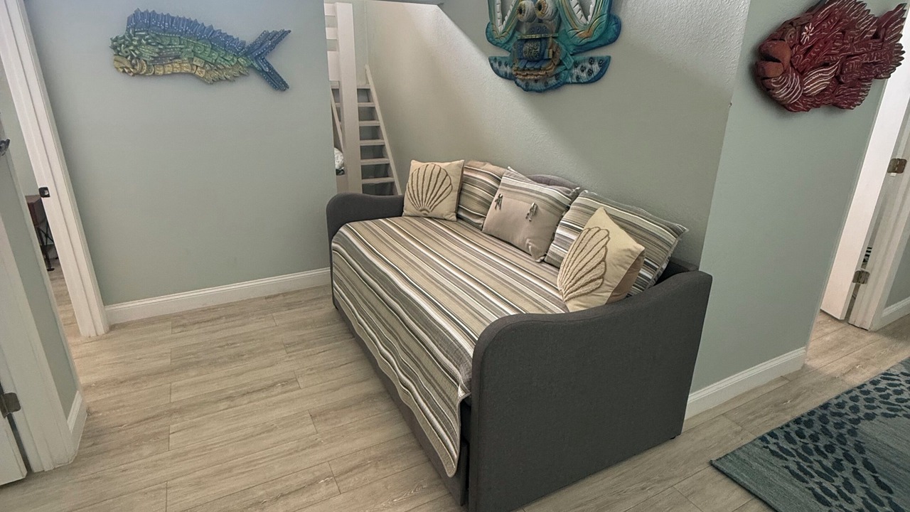 Photo of Livingroom in Horseshoe Beach