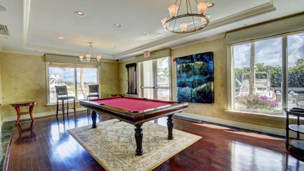 Photo of Bedroom in East Ocean Ave