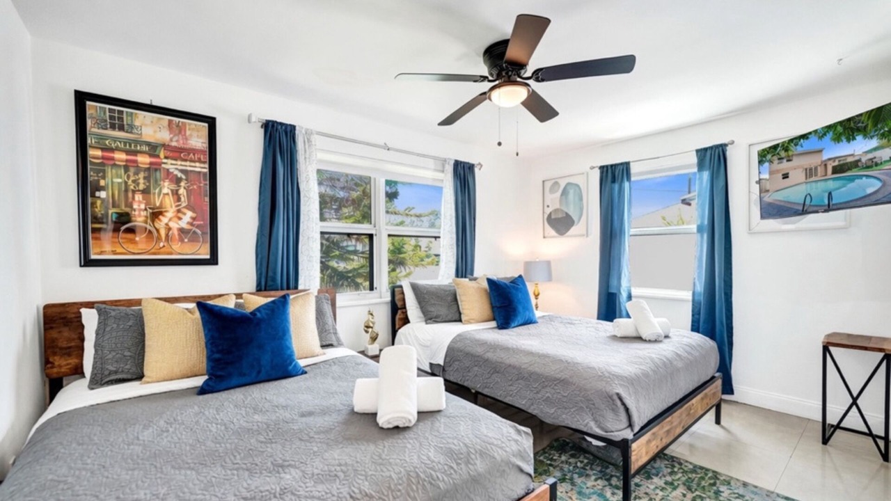 Photo of Bedroom in Hallandale Beach