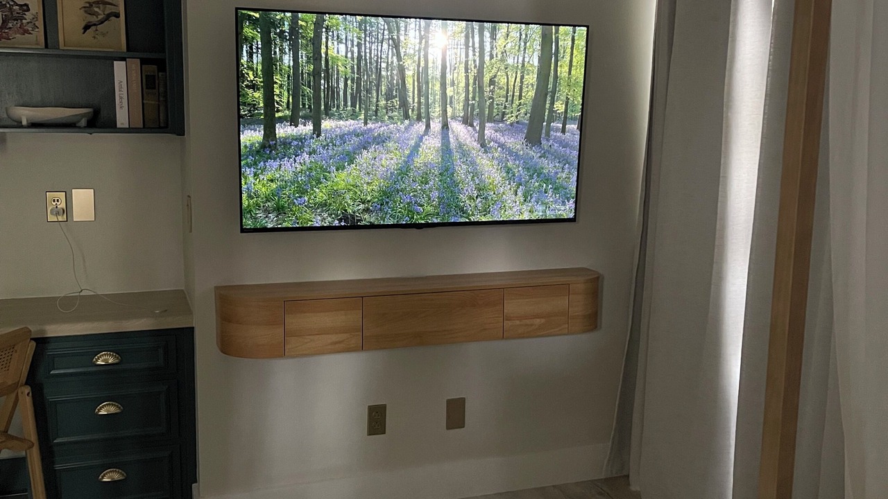 Photo of Bedroom in Northeast Pensacola