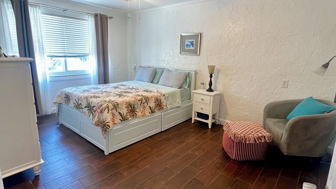 Photo of Bedroom in Marathon