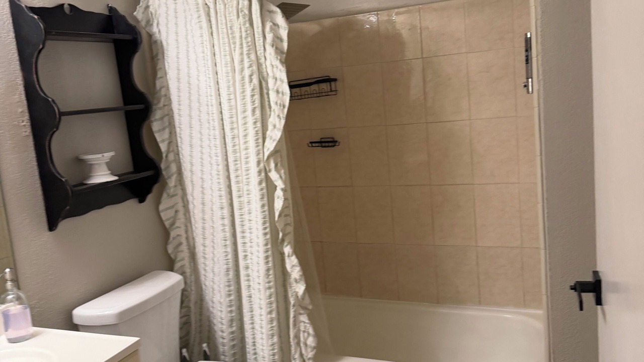 Photo of Bathroom in Orlovista