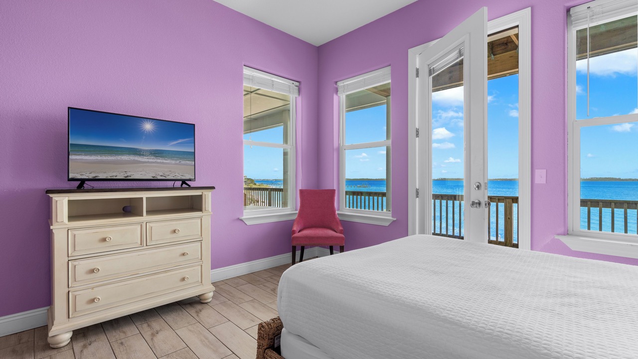 Photo of Bedroom in Pensacola Beach