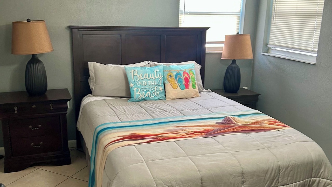 Photo of Bedroom in Forest Hills
