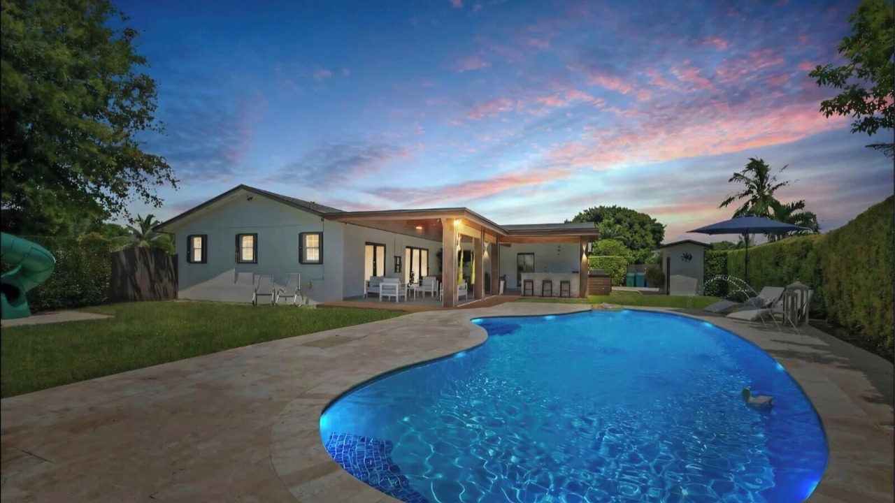 Photo of Outdoor in Palmetto Estates