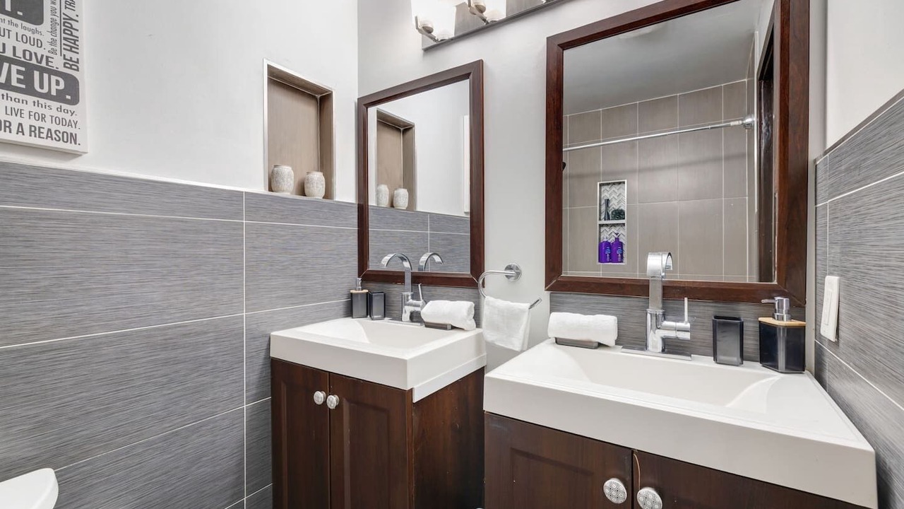 Photo of Bathroom in The Hammocks