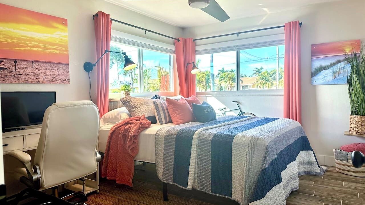 Photo of Bedroom in Caloosahatchee