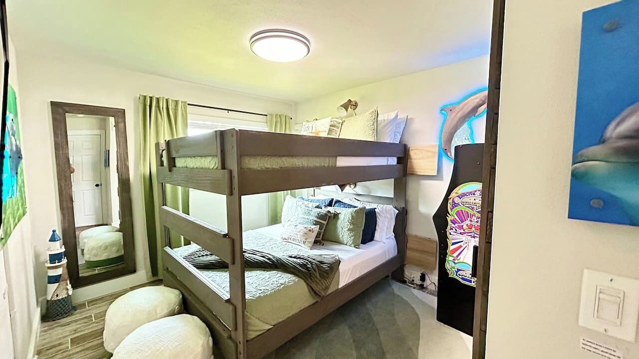 Photo of Bedroom in Caloosahatchee