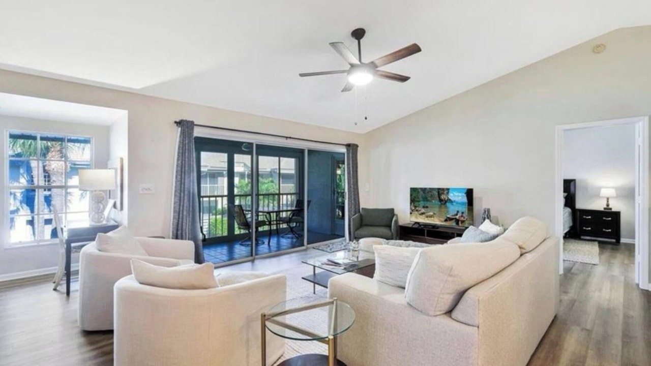 Photo of Livingroom in Bonita Bay