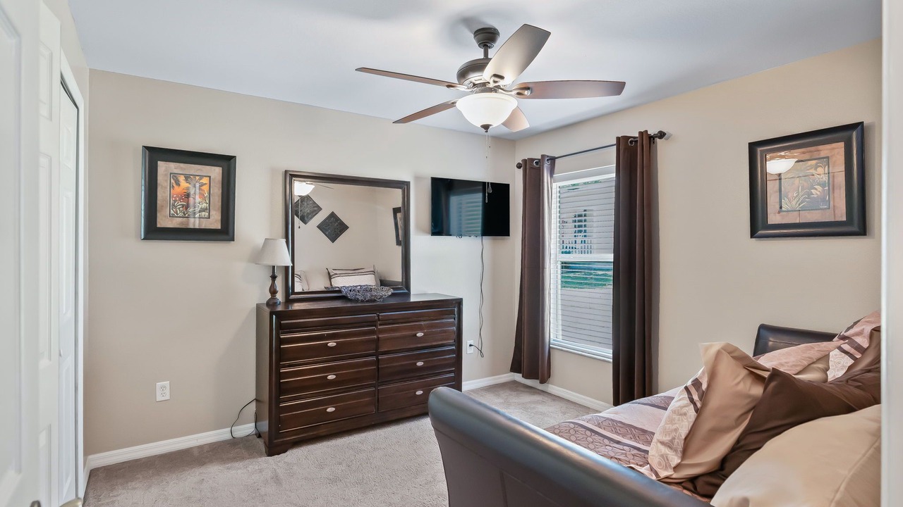 Photo of Bedroom in Candler