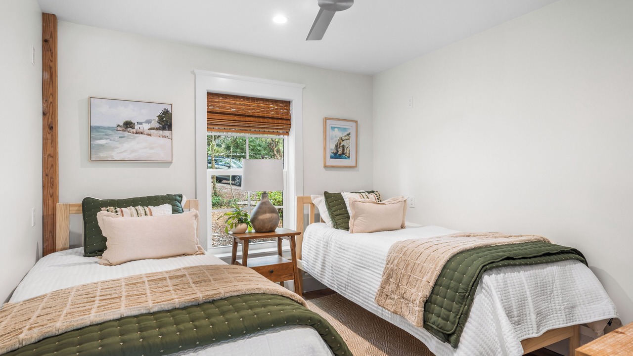 Photo of Bedroom in Seacrest