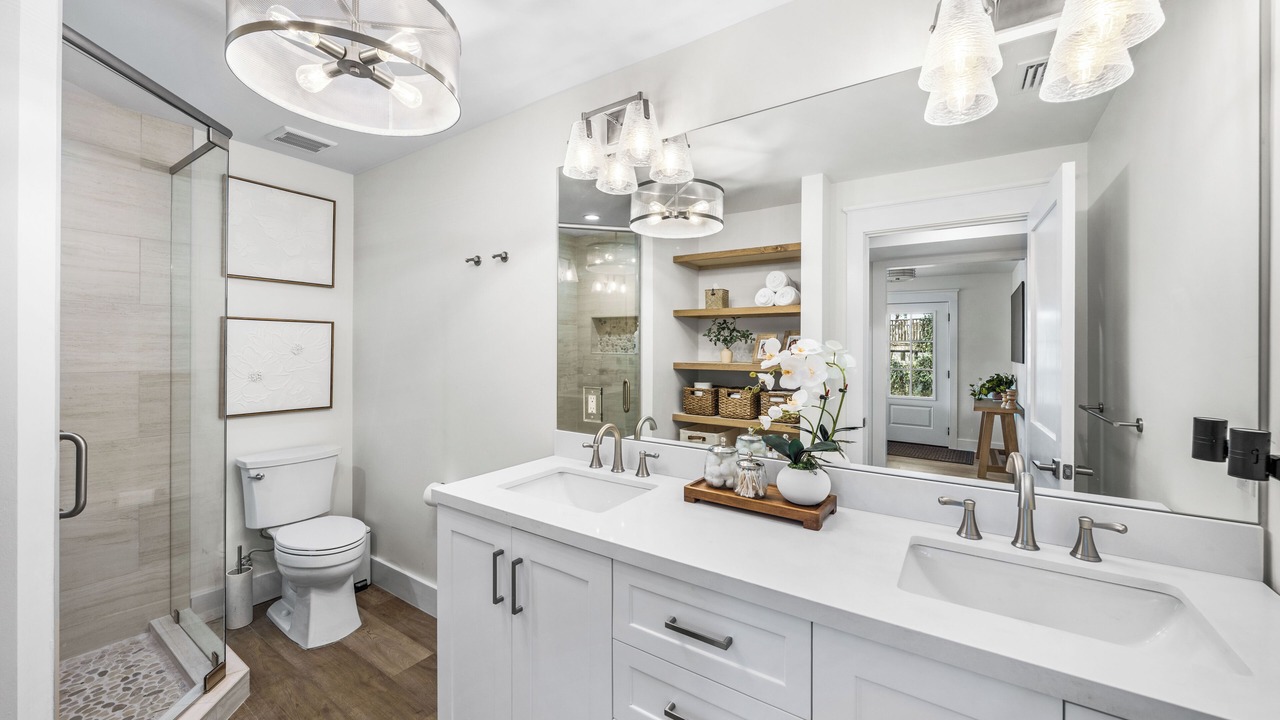 Photo of Bathroom in Seacrest