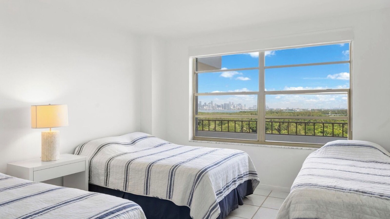 Photo of Bedroom in Key Biscayne