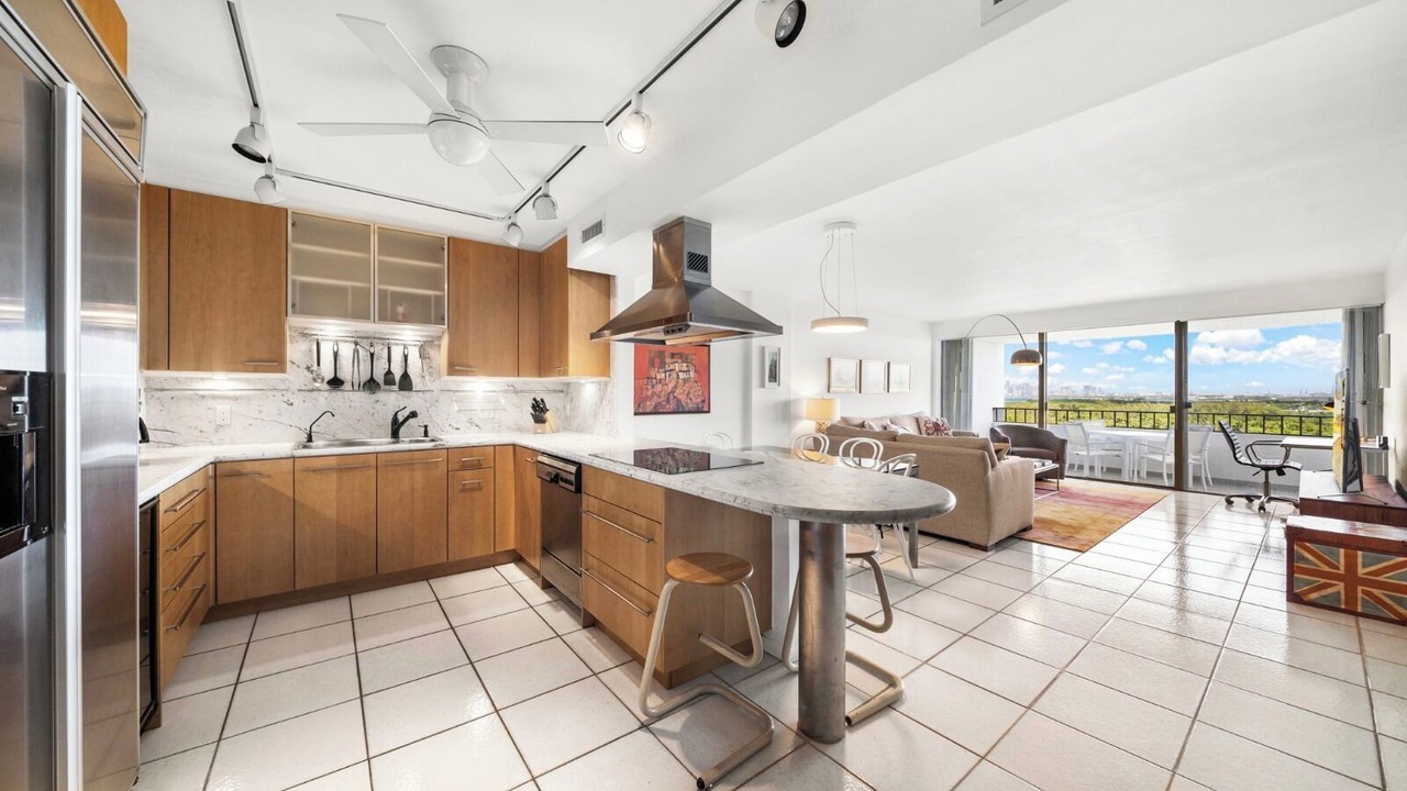 Photo of Kitchen in Key Biscayne