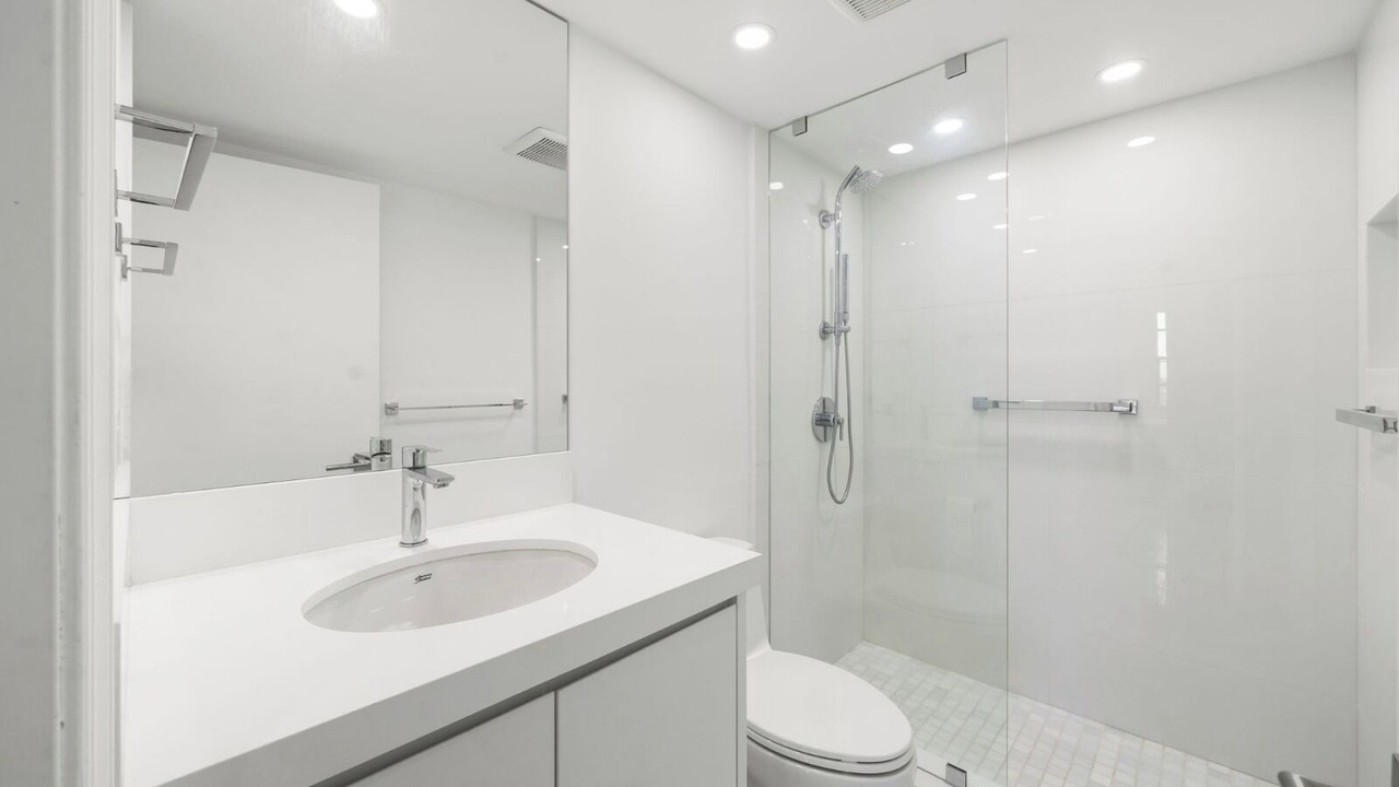 Photo of Bathroom in Key Biscayne