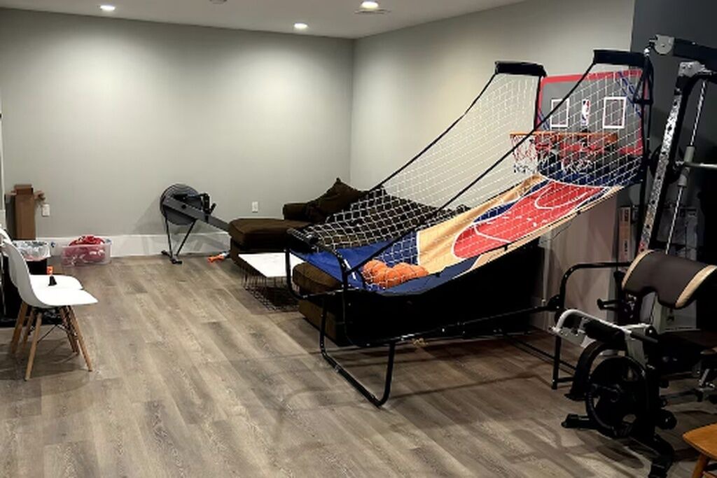 Photo of Bedroom in Teaneck