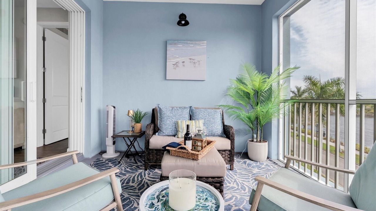 Photo of Livingroom in Whitney Beach