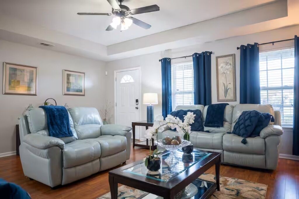 Photo of Livingroom in Valdosta