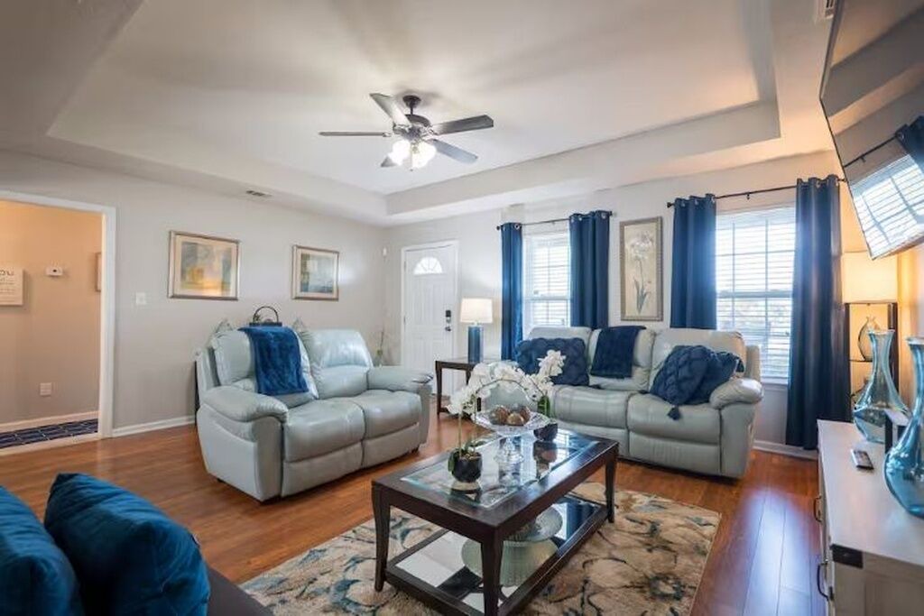 Photo of Livingroom in Valdosta