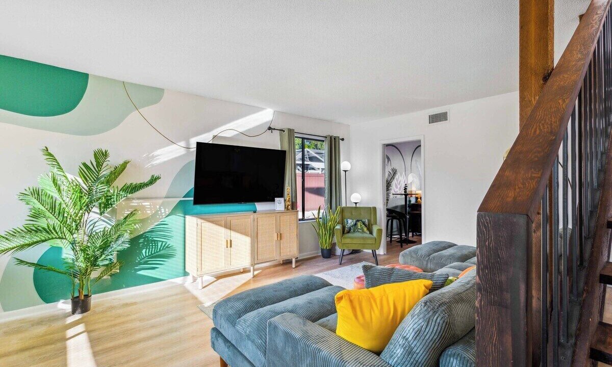 Photo of Livingroom in Seminole