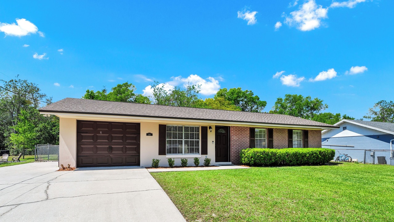 Photo of Outdoor in Plantation Estates