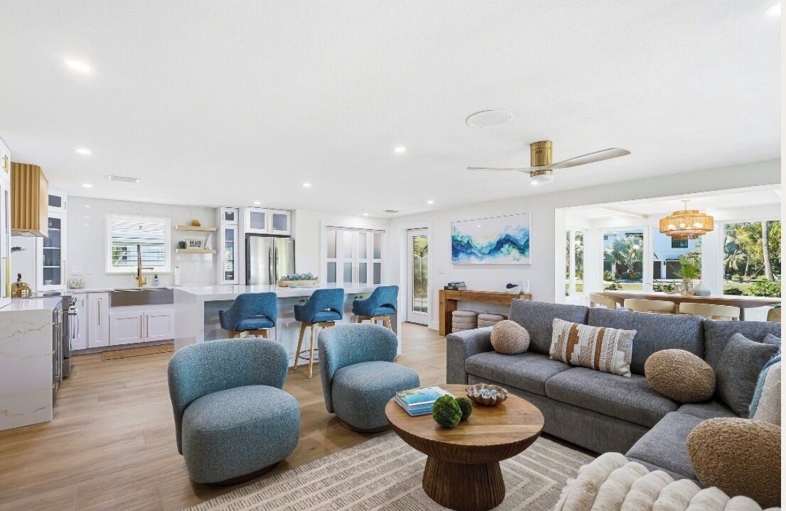 Photo of Livingroom in Whitney Beach