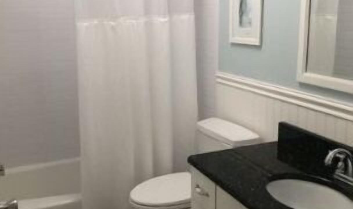 Photo of Bathroom in Palm Island