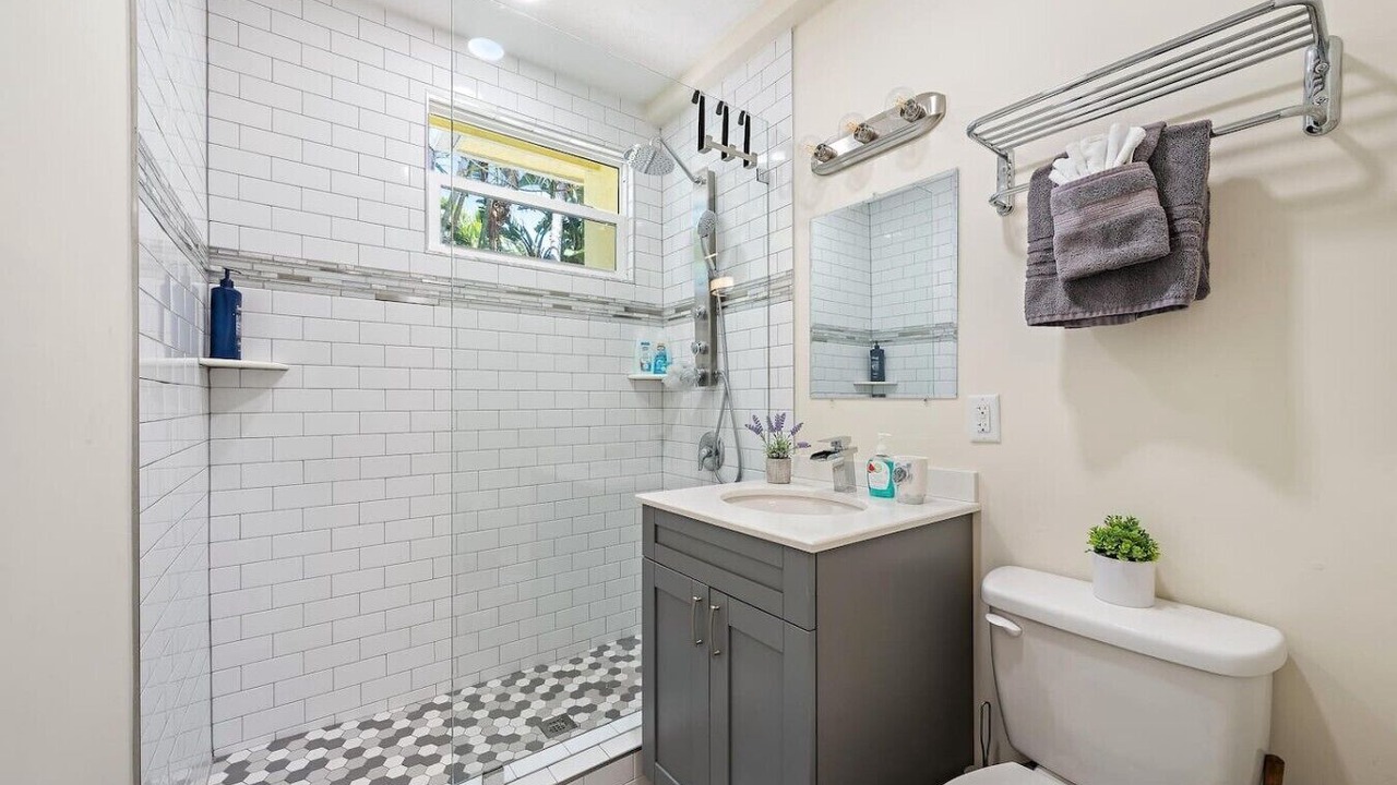 Photo of Bathroom in Northwood Shores