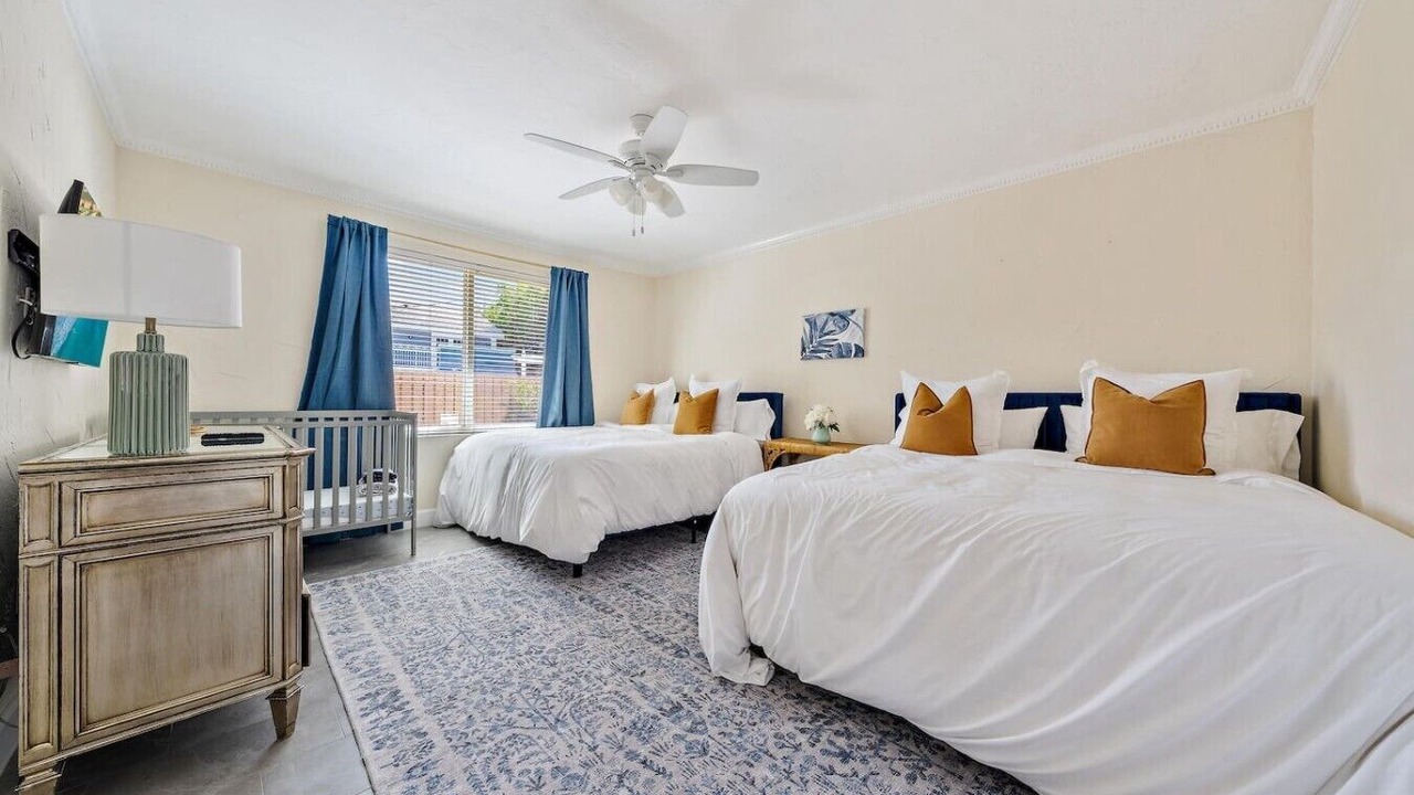 Photo of Bedroom in Northwood Shores